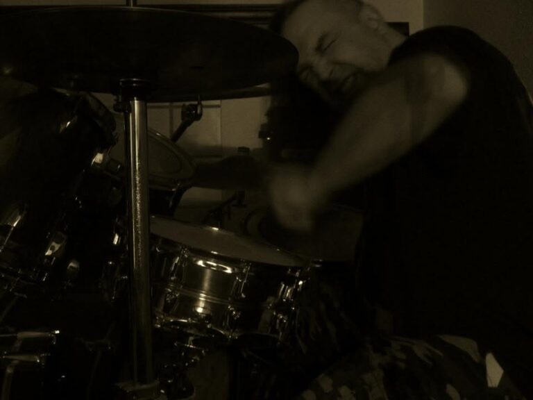 Interview with Billy from the band Discern